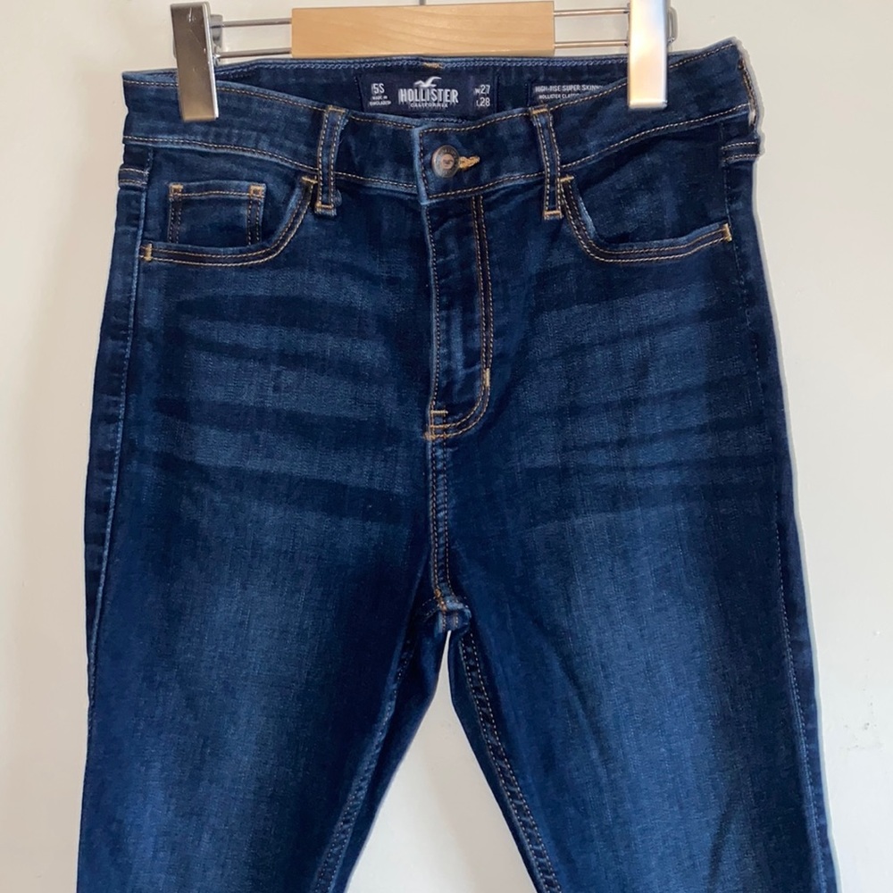 Hollister Ripped High Rise Super Skinny Jeans